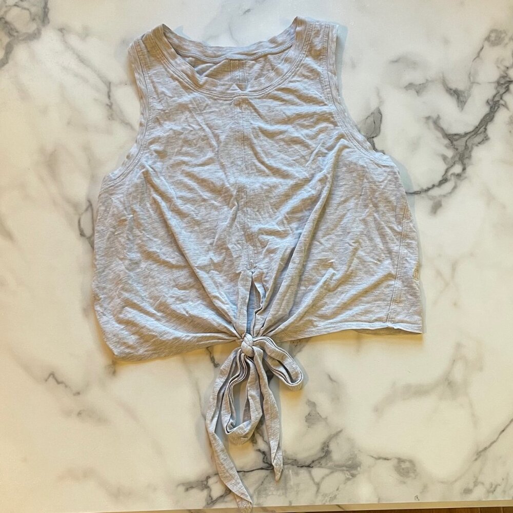 Lululemon Tie Front Tank (Size 4)